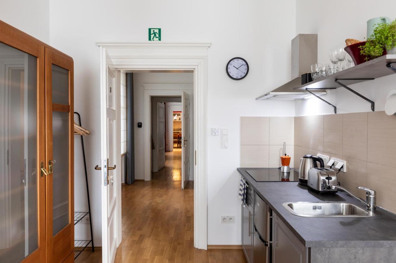 Palac Zieleniewskich Apartamenty Sw Marka 31 Krasków Eksteriør bilde